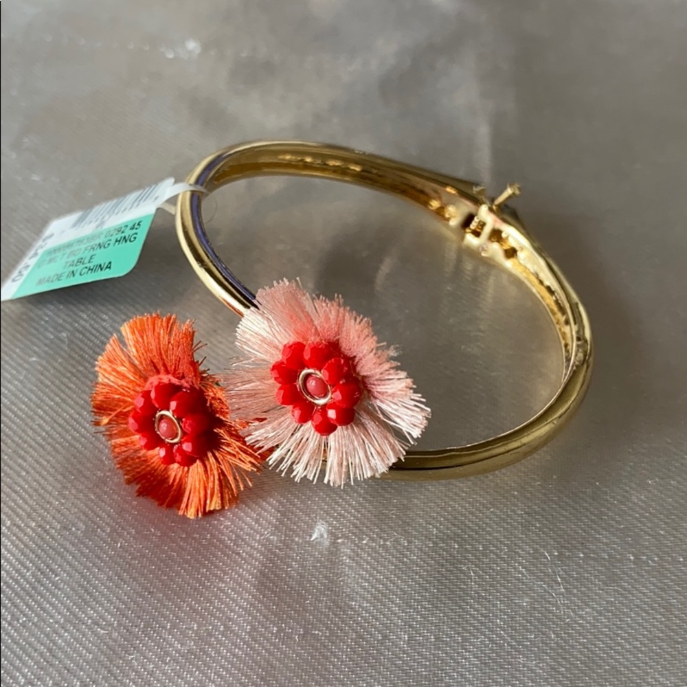 Inc flower bracelet